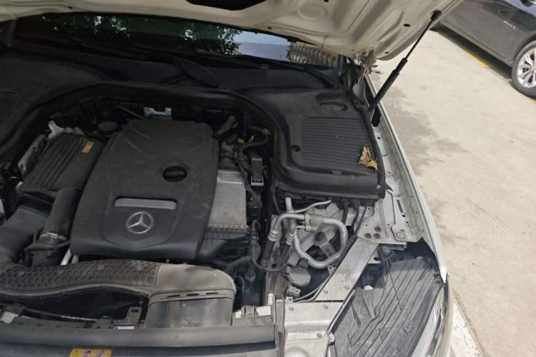 Used Mercedes-Benz GLC 2016 GLC 260 4MATIC Dynamic Edition Engine Bay Left