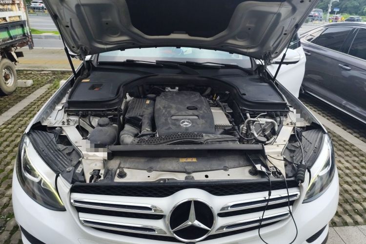 Used Mercedes-Benz GLC 2016 GLC 260 4MATIC Luxury Model Engine Bay