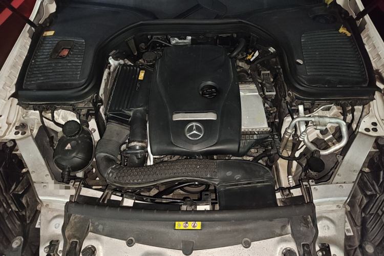Used Mercedes-Benz GLC 2016 GLC 260 4MATIC Dynamic Edition Engine Bay