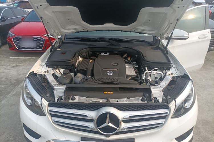 Used Mercedes-Benz GLC 2016 GLC 300 4MATIC Dynamic Model Engine Bay