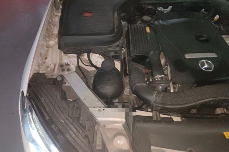 Used Mercedes-Benz GLC 2016 GLC 260 4MATIC Dynamic Edition Engine Bay Right