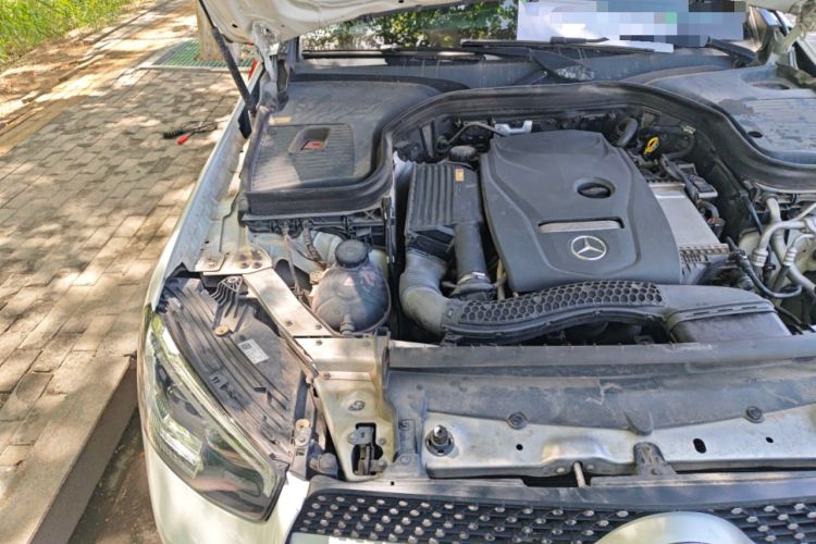 Used Mercedes-Benz GLC 2016 GLC 300 4MATIC Dynamic Model Engine Bay Right