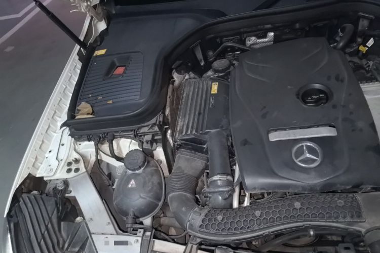 Used Mercedes-Benz GLC 2016 GLC 300 4MATIC Dynamic Model Engine Bay Right