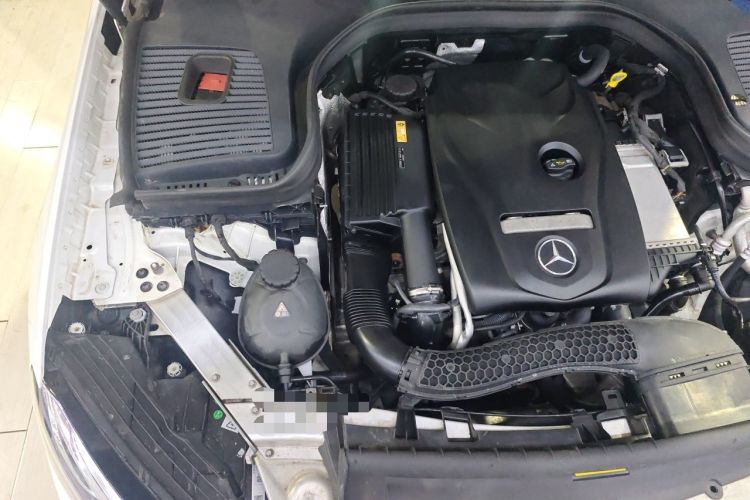 Used Mercedes-Benz GLC 2016 GLC 260 4MATIC Luxury Model Engine Bay Right