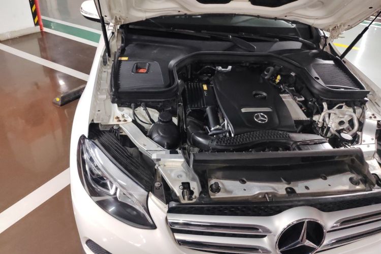 Used Mercedes-Benz GLC 2016 GLC 260 4MATIC Dynamic Edition Engine Bay Right