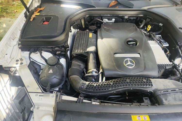 Used Mercedes-Benz GLC 2016 GLC 300 4MATIC Luxury Model Engine Bay Right