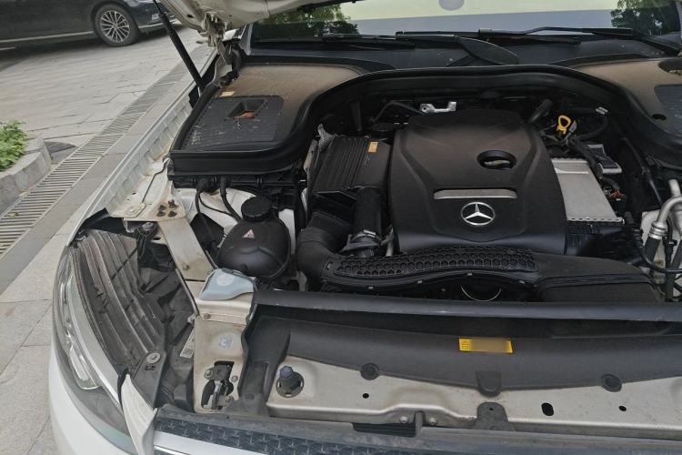 Used Mercedes-Benz GLC 2016 GLC 300 4MATIC Dynamic Model Engine Bay Right
