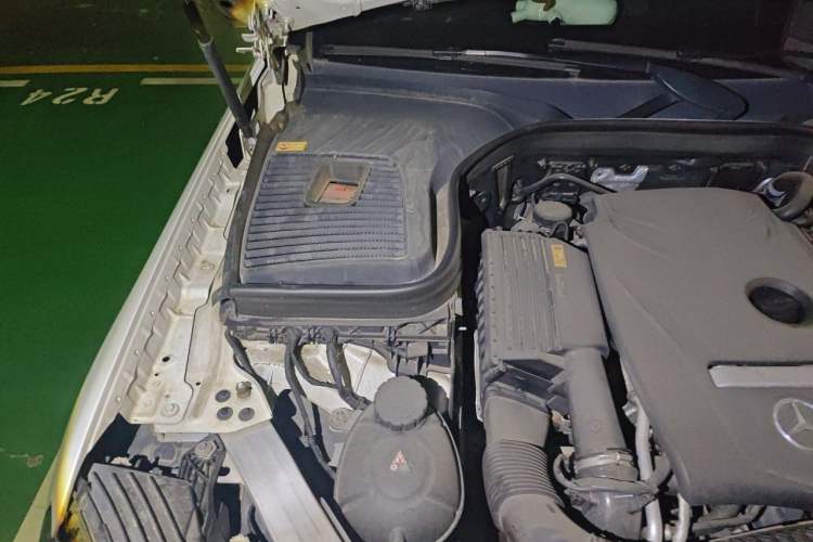 Used Mercedes-Benz GLC 2016 GLC 200 4MATIC Engine Bay Right