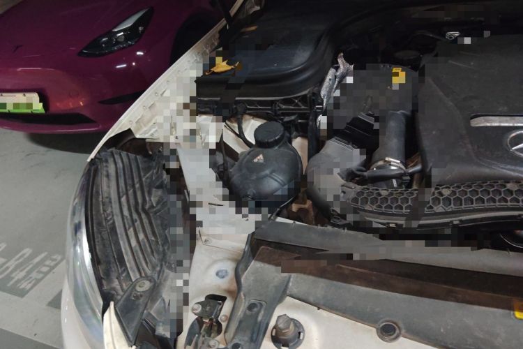Used Mercedes-Benz GLC 2016 GLC 260 4MATIC Dynamic Edition Engine Bay Right