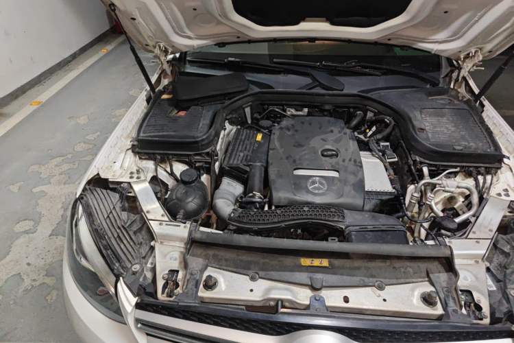 Used Mercedes-Benz GLC 2016 GLC 260 4MATIC Dynamic Edition Engine Bay Right