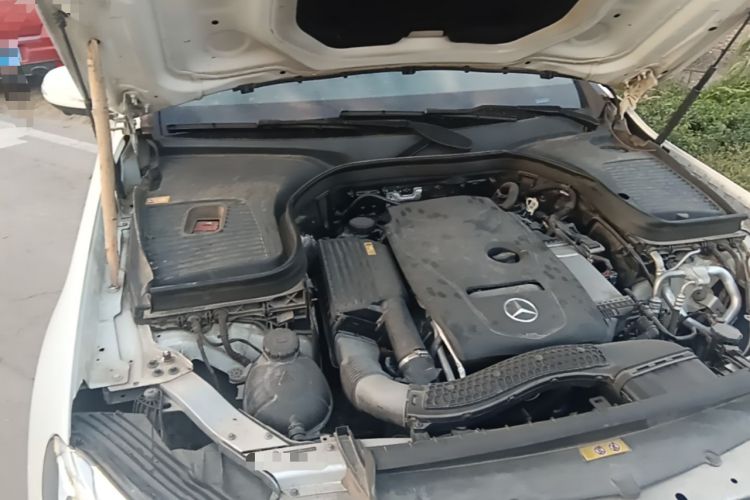 Used Mercedes-Benz GLC 2016 GLC 300 4MATIC Dynamic Model Engine Bay Right