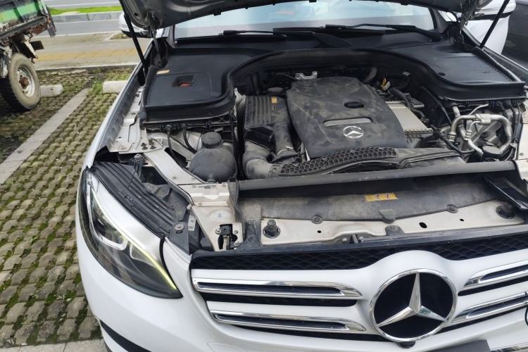 Used Mercedes-Benz GLC 2016 GLC 260 4MATIC Luxury Model Engine Bay Right