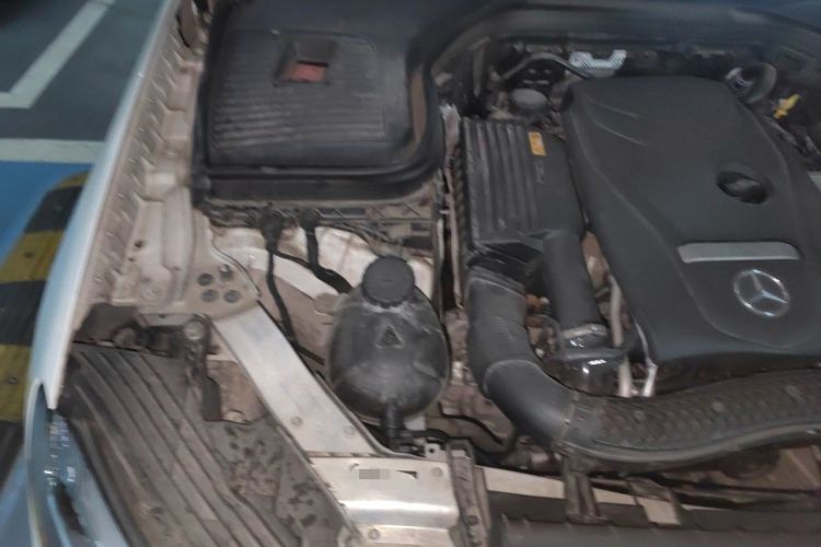Used Mercedes-Benz GLC 2016 GLC 300 4MATIC Dynamic Model Engine Bay Right