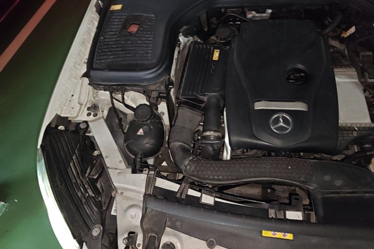 Used Mercedes-Benz GLC 2016 GLC 260 4MATIC Dynamic Edition Engine Bay Right