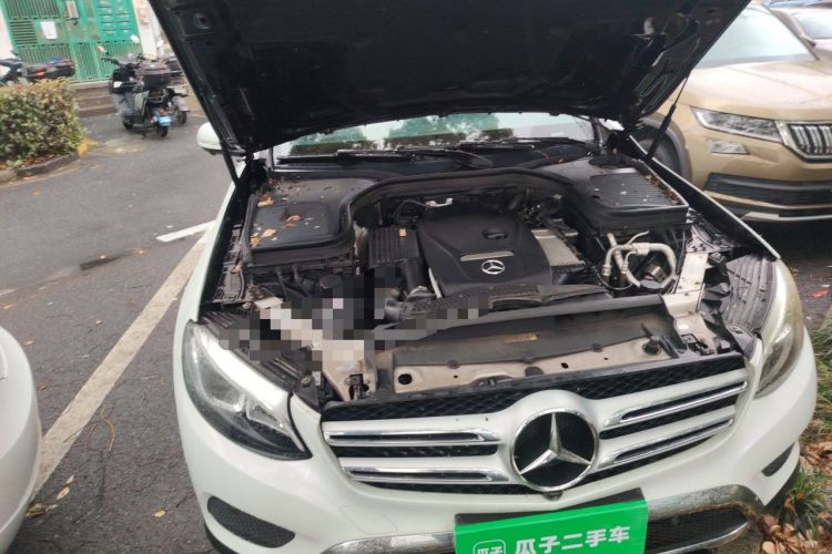 Used Mercedes-Benz GLC 2016 GLC 260 4MATIC Luxury Model Engine Bay Right