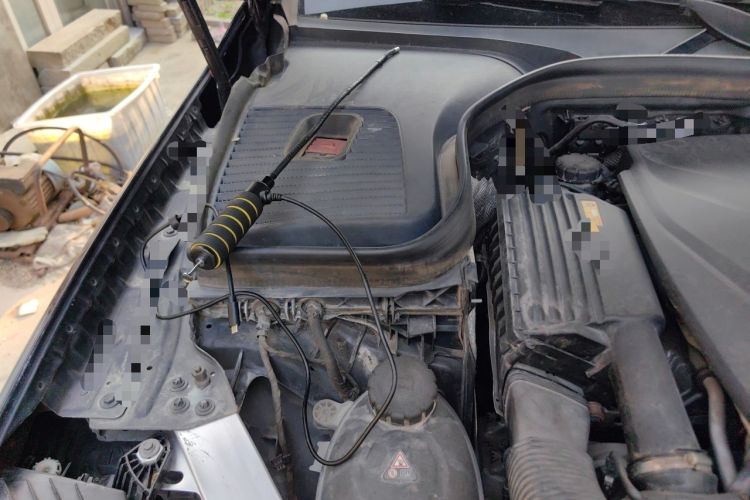 Used Mercedes-Benz GLC 2016 GLC 260 4MATIC Luxury Model Engine Bay Right