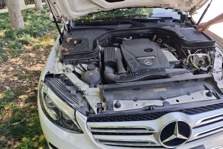 Used Mercedes-Benz GLC 2016 GLC 300 4MATIC Dynamic Model Engine Bay Right