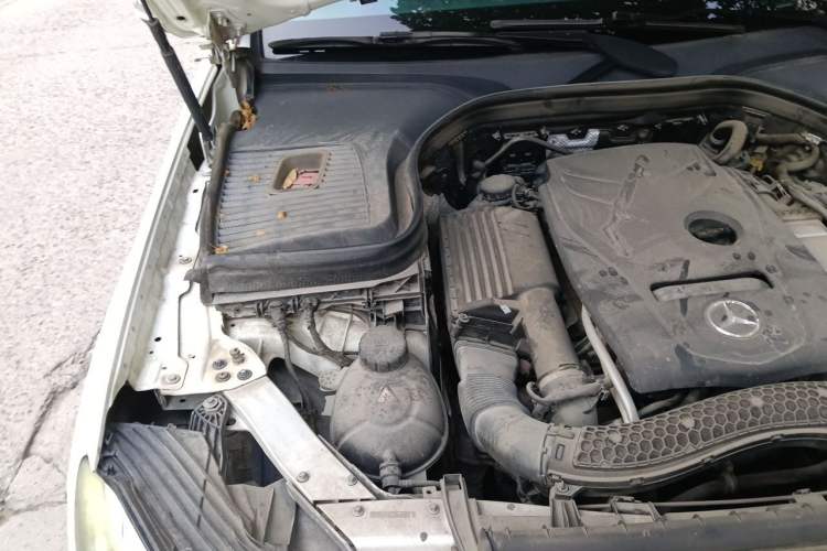 Used Mercedes-Benz GLC 2016 GLC 260 4MATIC Dynamic Edition Engine Bay Right