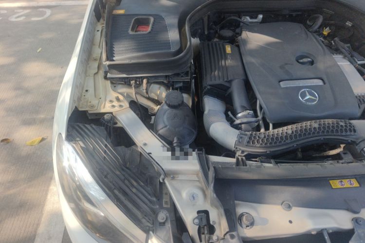 Used Mercedes-Benz GLC 2016 GLC 260 4MATIC Luxury Model Engine Bay Right
