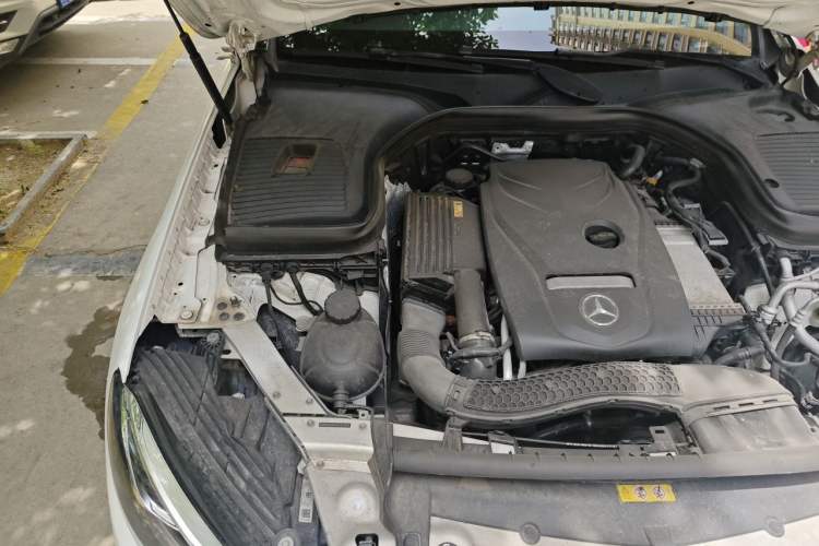 Used Mercedes-Benz GLC 2016 GLC 260 4MATIC Dynamic Edition Engine Bay Right