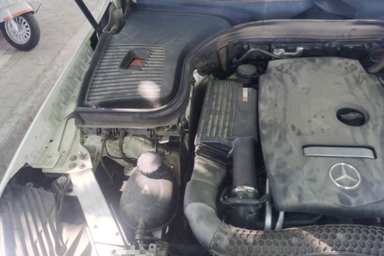 Used Mercedes-Benz GLC 2016 GLC 260 4MATIC Luxury Model Engine Bay Right