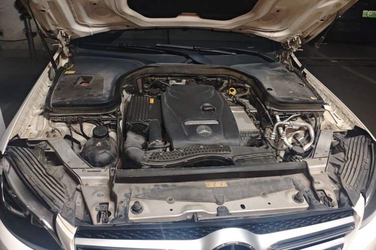 Used Mercedes-Benz GLC 2016 GLC 260 4MATIC Luxury Model Engine Bay