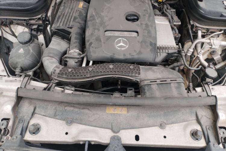 Used Mercedes-Benz GLC 2016 GLC 260 4MATIC Dynamic Edition Engine Bay
