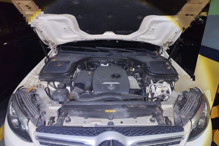 Used Mercedes-Benz GLC 2016 GLC 300 4MATIC Dynamic Model Engine Bay
