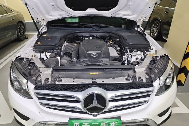 Used Mercedes-Benz GLC 2016 GLC 300 4MATIC Dynamic Model Engine Bay