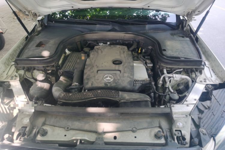 Used Mercedes-Benz GLC 2016 GLC 260 4MATIC Luxury Model Engine Bay