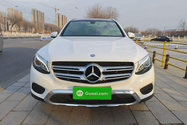 Used Mercedes-Benz GLC 2016 GLC 260 4MATIC Dynamic Edition Exterior 1
