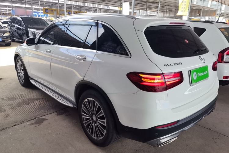 Used Mercedes-Benz GLC 2016 GLC 260 4MATIC Dynamic Edition Exterior 2