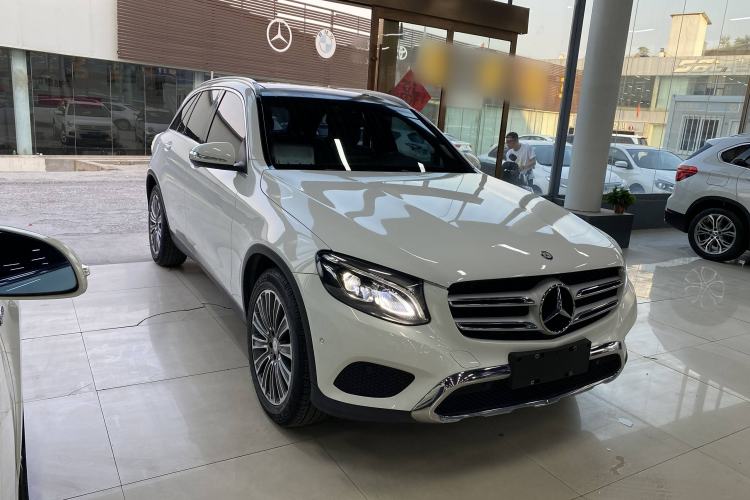 Used Mercedes-Benz GLC 2016 GLC 200 4MATIC Exterior 2