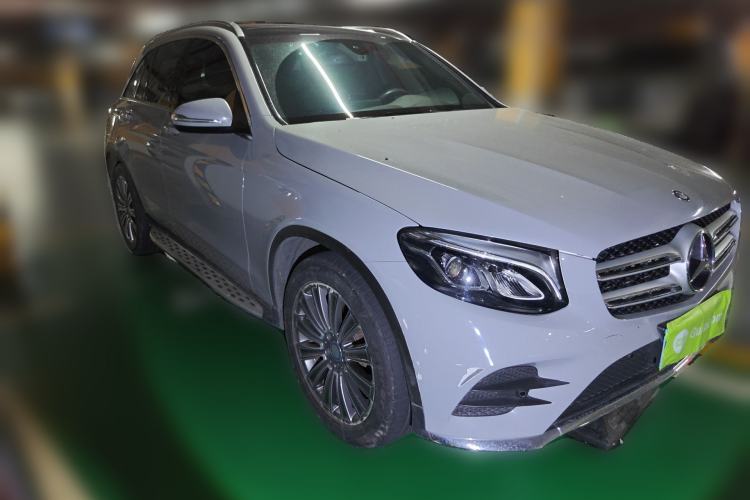 Used Mercedes-Benz GLC 2016 GLC 260 4MATIC Dynamic Edition Exterior 2