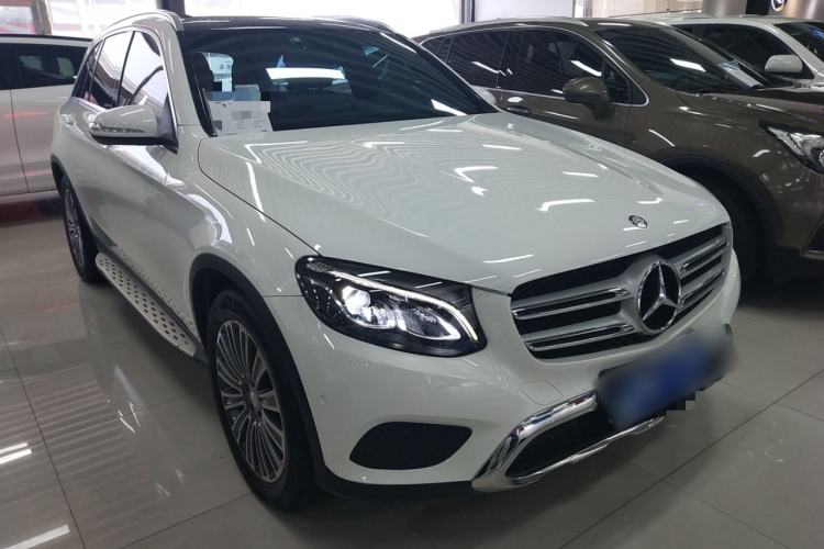 Used Mercedes-Benz GLC 2016 GLC 260 4MATIC Dynamic Edition Exterior 2