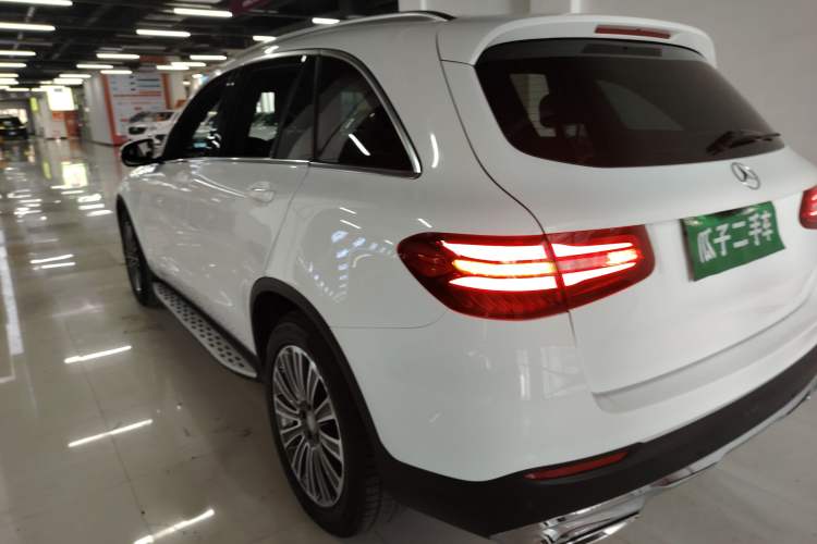 Used Mercedes-Benz GLC 2016 GLC 200 4MATIC Exterior 3