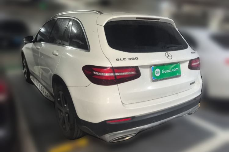 Used Mercedes-Benz GLC 2016 GLC 300 4MATIC Dynamic Model Exterior 3