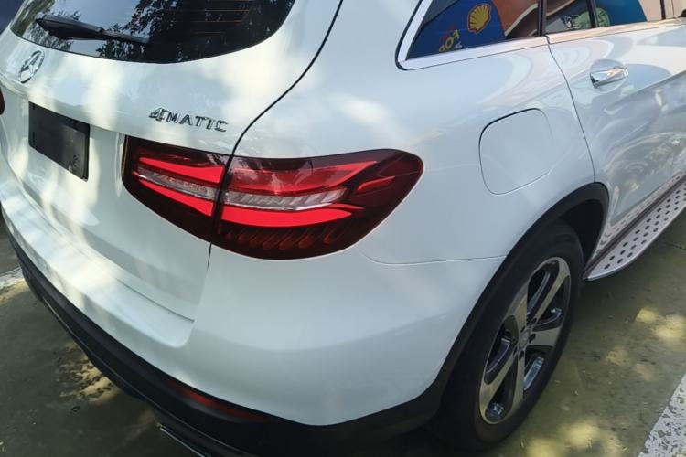 Used Mercedes-Benz GLC 2016 GLC 300 4MATIC Dynamic Model Exterior 3