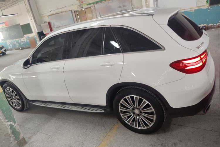 Used Mercedes-Benz GLC 2016 GLC 200 4MATIC Exterior 3