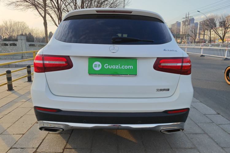 Used Mercedes-Benz GLC 2016 GLC 260 4MATIC Dynamic Edition Exterior 4
