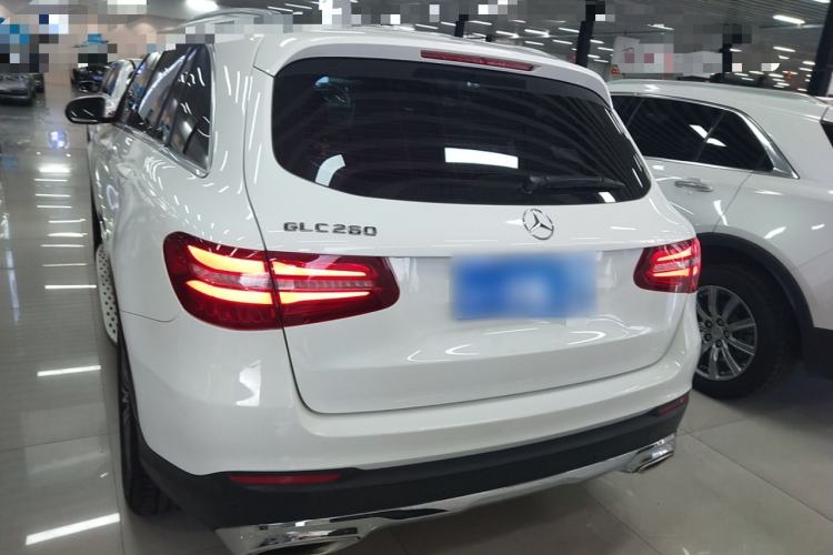 Used Mercedes-Benz GLC 2016 GLC 260 4MATIC Dynamic Edition Exterior 4