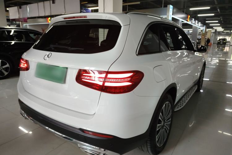 Used Mercedes-Benz GLC 2016 GLC 200 4MATIC Exterior 5