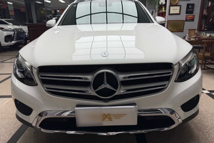 Used Mercedes-Benz GLC 2016 GLC 300 4MATIC Dynamic Model Exterior 5