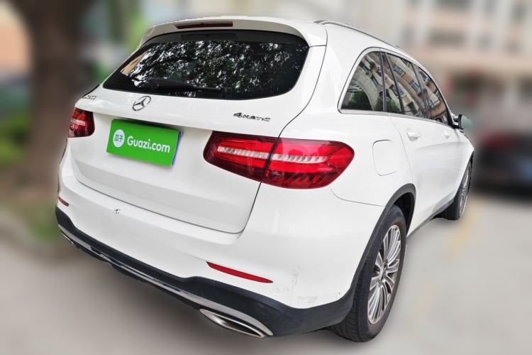 Used Mercedes-Benz GLC 2016 GLC 260 4MATIC Dynamic Edition Exterior 5