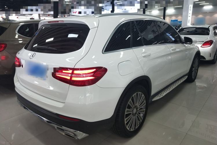 Used Mercedes-Benz GLC 2016 GLC 260 4MATIC Dynamic Edition Exterior 5