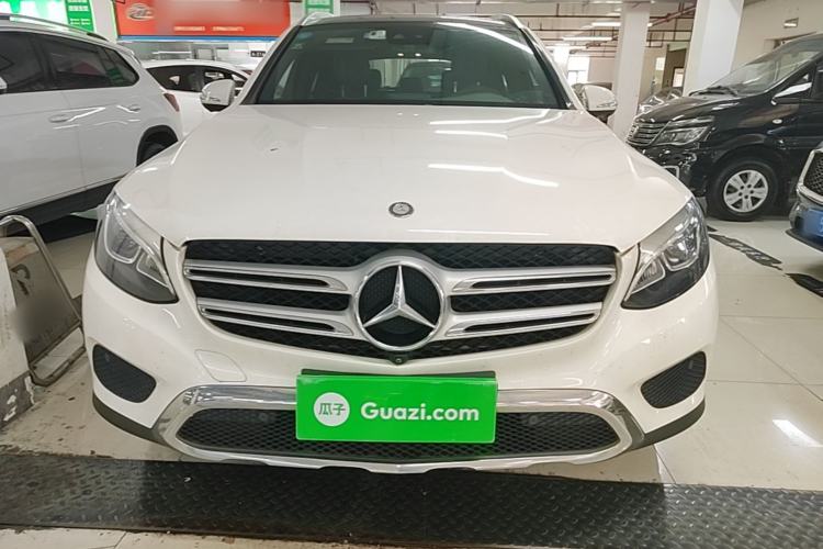 Used Mercedes-Benz GLC 2016 GLC 260 4MATIC Luxury Model Front