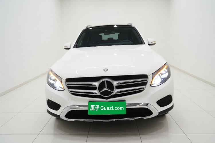 Used Mercedes-Benz GLC 2016 GLC 260 4MATIC Luxury Model Front