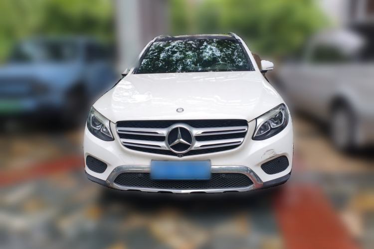 Used Mercedes-Benz GLC 2016 GLC 260 4MATIC Luxury Model Front