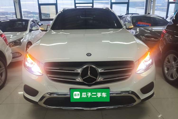Used Mercedes-Benz GLC 2016 GLC 260 4MATIC Luxury Model Front