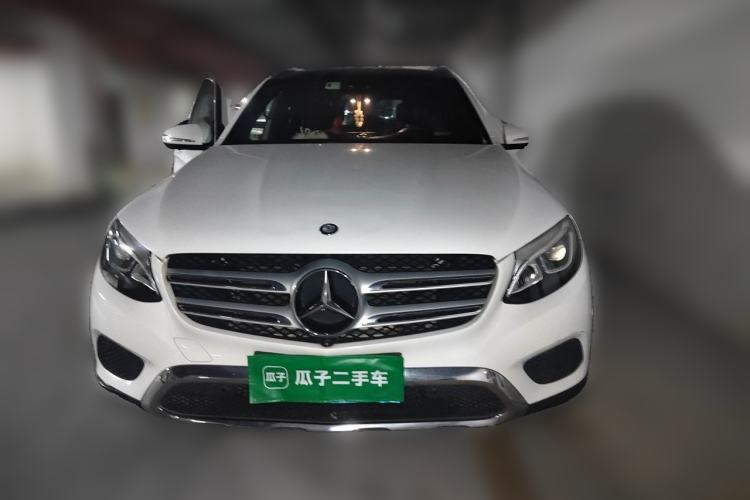 Used Mercedes-Benz GLC 2016 GLC 260 4MATIC Luxury Model Front